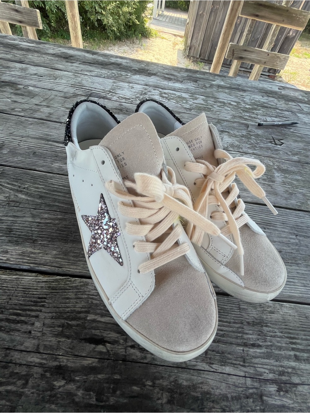 Golden Goose Cream Sneakers with Pink Glitter Star and Black Heel 10 - Picture 1 of 10